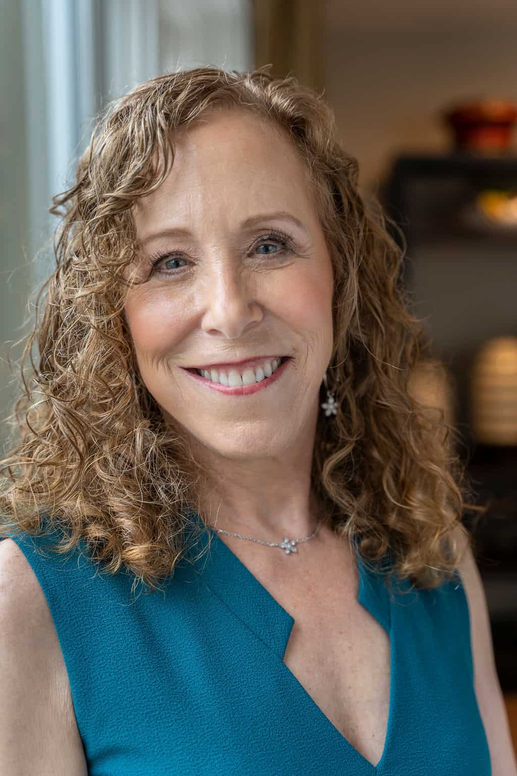 Leading with Vision: The Journey of Stacy Kahan, CEO of 1706 Advisors